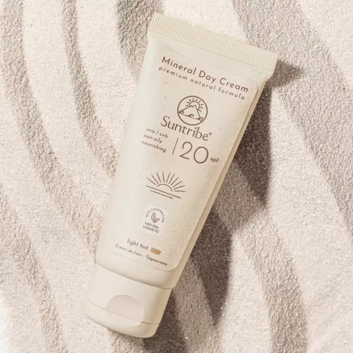 Cremă minerală de față SPF20, 50ml, Suntribe Cremă minerală de față SPF20, 50ml, Suntribe