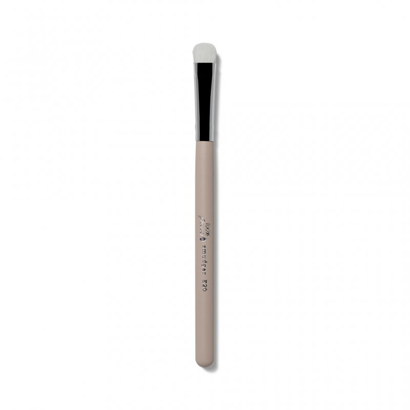 Pensula pentru farduri de pleoape fara provenienta animala E20, 100 Percent Pure Cosmetics