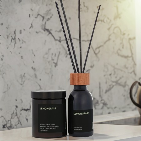 Set lumanare naturala si difuzor natural cu betisoare din trestie Lemongrass (180ml+100ml), Mulieres
