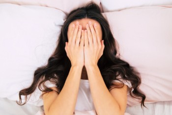 Ce este insomnia, cum ne afectează și ce putem face în privința ei?