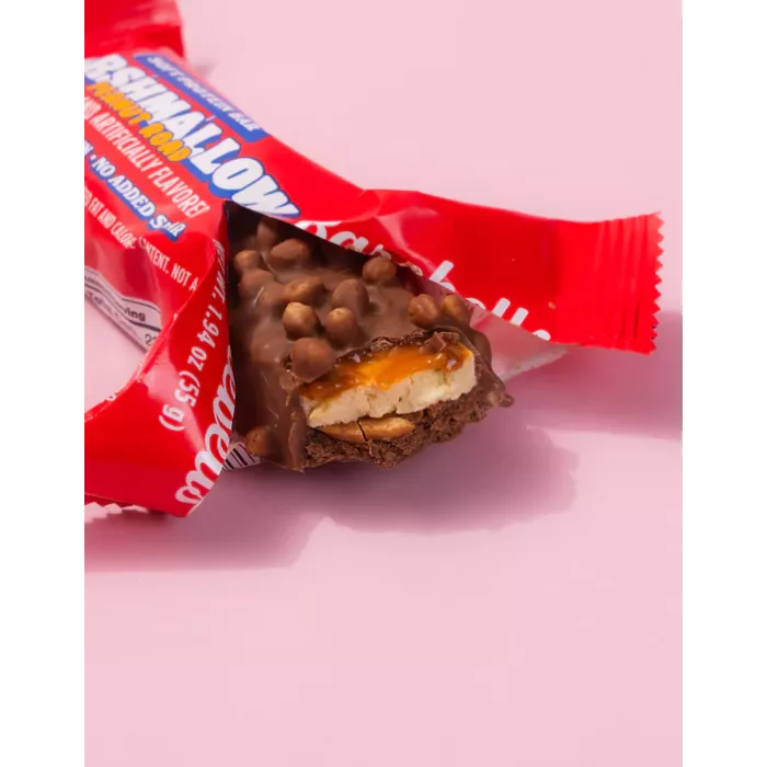 Barebells Soft Protein Bar Marshmallow Peanut Road , Baton Proteic Cu Aroma De Bezele Si Arahide, 55 G