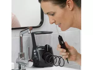 Zâmbește mai des! Descoperă avantajele dușurilor bucale.