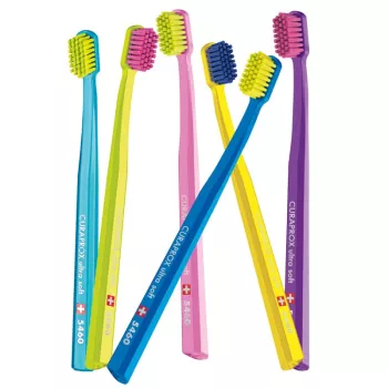 Periuta de dinti 5460 Ultra Soft, Curaprox