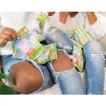 Fulgi din fructe cu piersici - Peppa Pig, vegan, fara zahar (16 grame), Fruitfunk Fulgi din fructe cu piersici - Peppa Pig, vegan, fara zahar (16 grame), Fruitfunk
