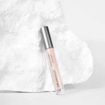 The Concealer 25 Latte anticearcan (4 ml), Madara