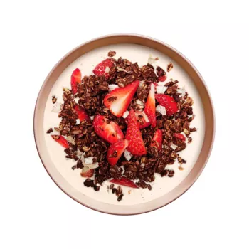 Granola cu capsuni, vegan, fara gluten, fara zahar (200 grame), The Beginnings Granola cu capsuni, vegan, fara gluten, fara zahar (200 grame), The Beginnings